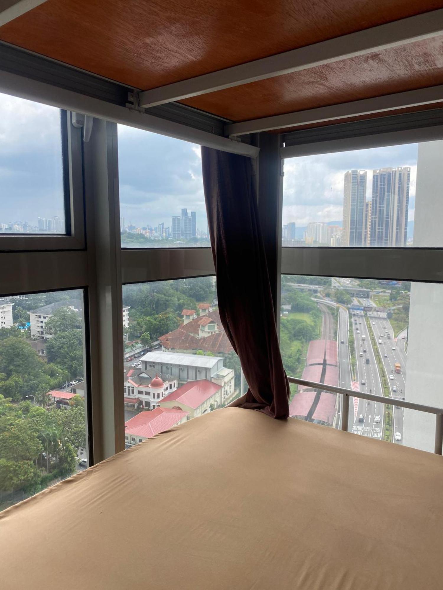 Regalia Bestfriend Hostel Kuala Lumpur Zewnętrze zdjęcie
